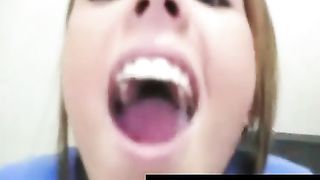 Pompino in POV da teen dilettante