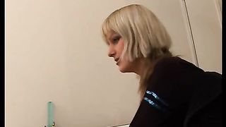 Escort italiana bionda