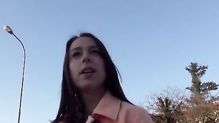 Anteprima del video: Teen dilettante scopata for cash