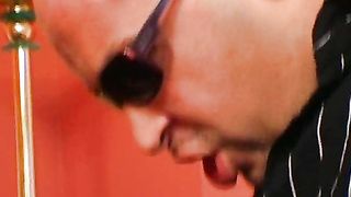 Matura italiana scopata a tre in ufficio