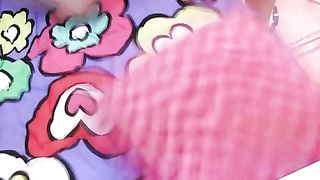 Teen coperta di sborra dopo la scopata