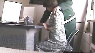 Girl giapponese scopata in questura