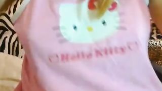 Calda bionda eccitante in webcam