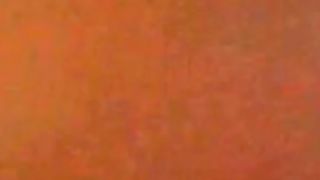 Anteprima del video: Marito arrapato fa il pornazzo con la consorte