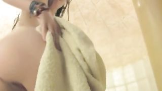 Strip e masturbazione di Emily