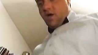 Cameriera italiana scopata dal maggiordomo