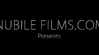 Anteprima del video: Pussy amatoriale bagnata