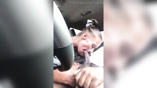 Puttana spompina cazzo e beve sborra  in auto