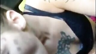 Nero cazzuto sborra in bocca a molte troie