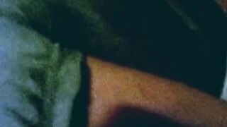 Un cazzo peloso per una sordida troia