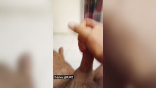 Mi faccio una pippa sul letto...