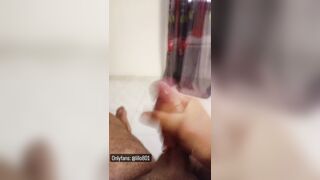 Mi faccio una pippa sul letto...