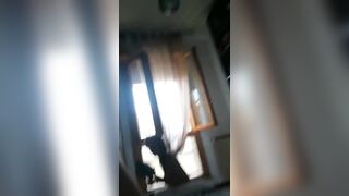 Riprendo la mia tipa mentre si veste