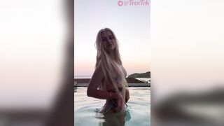 Ancora la puttanella di ieri