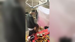 Pornostar in erba succhia il cazzo di Rocco