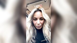 Anteprima del video: Biondina Italianissima fa un pompino in diretta