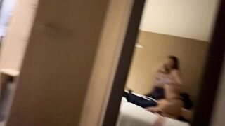 Le piace riprendersi mentre cavalca