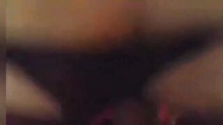 Scopato da un uomo come una puttanella in calore