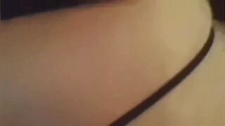 Scopato da un uomo come una puttanella in calore