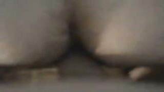 Anteprima del video: Non le basta mai il cazzo