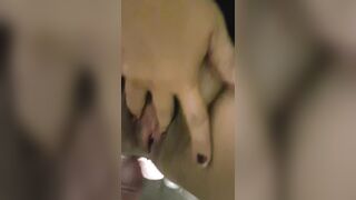 Le piace farsi scopare lentamente e riempire di latte caldo...