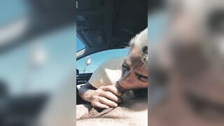 Vecchia puttana beve buon brodo