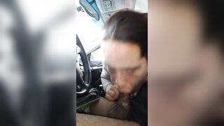 Puttanella bianca con cliente nero