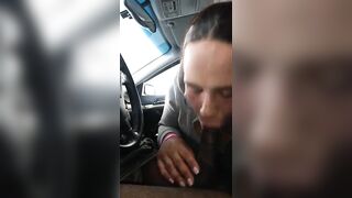 Puttanella bianca con cliente nero