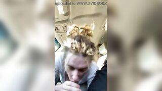 Troietta bionda succhia cazzone nero