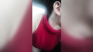 Troia siciliana succhia cazzo in auto