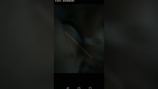 La morosa mi succhia il cazzo e me lo sega