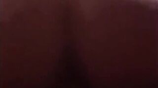 Il bull scopa la moglie del cornuto