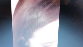 Bella brunetta umiliata