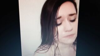 Bella brunetta umiliata