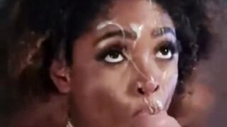 Ragazza ebony ingoia una sborrata