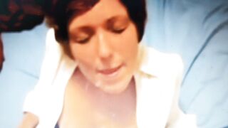 Bella bruna sborrata in faccia