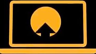 La bella puttanella sotto la pioggia