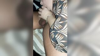 Milfona arrapata sbocchina un cazzone