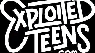 Bionda diciottenne succhia cazzo in POV