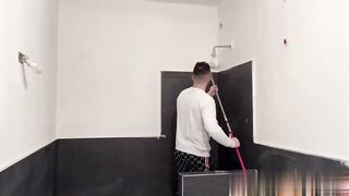 Sbatto la mia biondina mentre inbianco la casa