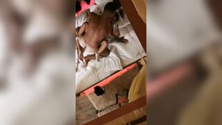 Cornuto GUARDA come sbatto tua moglie Anita !