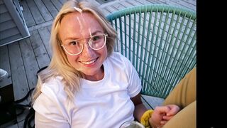 Anteprima del video: Cumwalk bionda