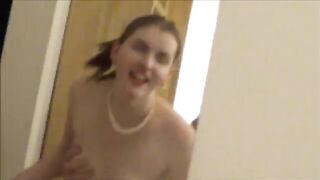 Bella teen Estone scopata da un vecchio