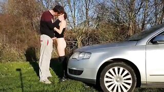 Bella puttanella caricata dal cliente