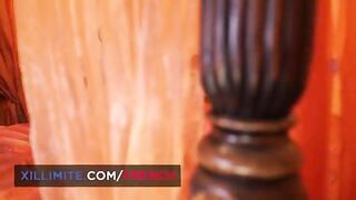 In compagnia di una prostituta da marciapiede