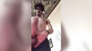 Mi sego e sborro per voi