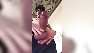 Mi sego e sborro per voi