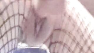 Bella puttanella rossa batte in strada