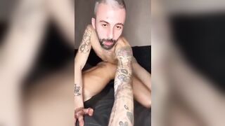 Fidanzato scopa la zoccola e la sborra tutta