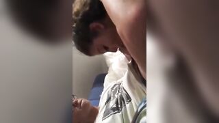 Alice da Catania succhia e viene filmata dal suo ex